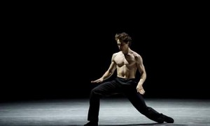 211_tribuna-e-il-nuovo-ballerino-solista-del-leipzig-ballet_7407_660x400
