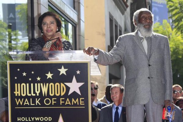 Dick Gregory receives star on Hollywood Walk of Fame