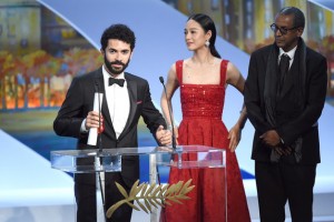 Ely Dagher - Palme d'or of shorts films - Waves' 98 © AFP : Anne-Christine Poujoulat - Cannes 2015