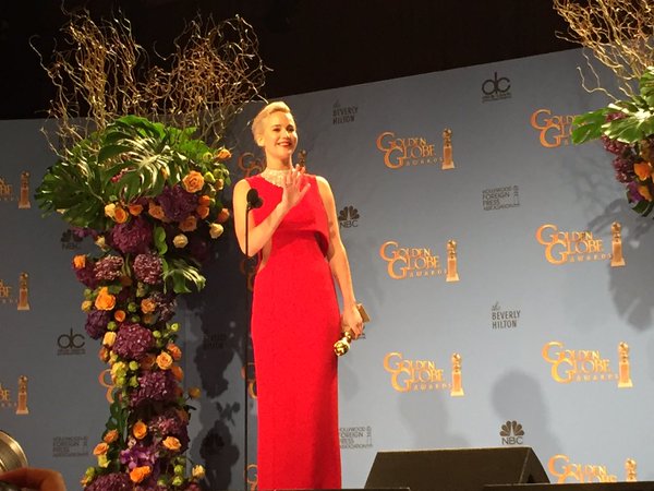 Jennifer-Lawrence-Golden-Globes-2016