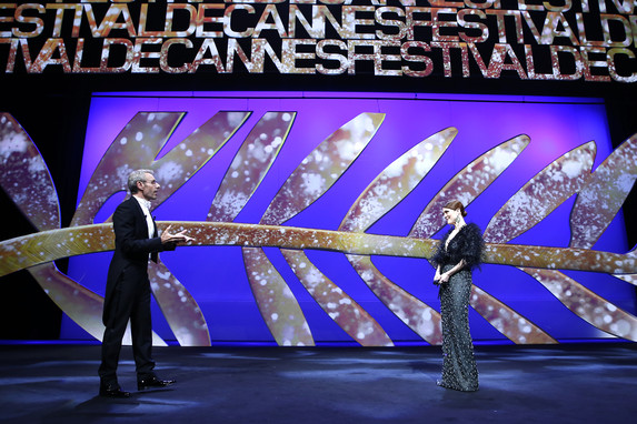 Julianne Moore & Lambert Wilson - Open ceremony © AFP : Valery Hache - Cannes 68-2015