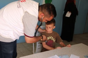 Iraq - Medical care for those displaced by fighting in areas bet