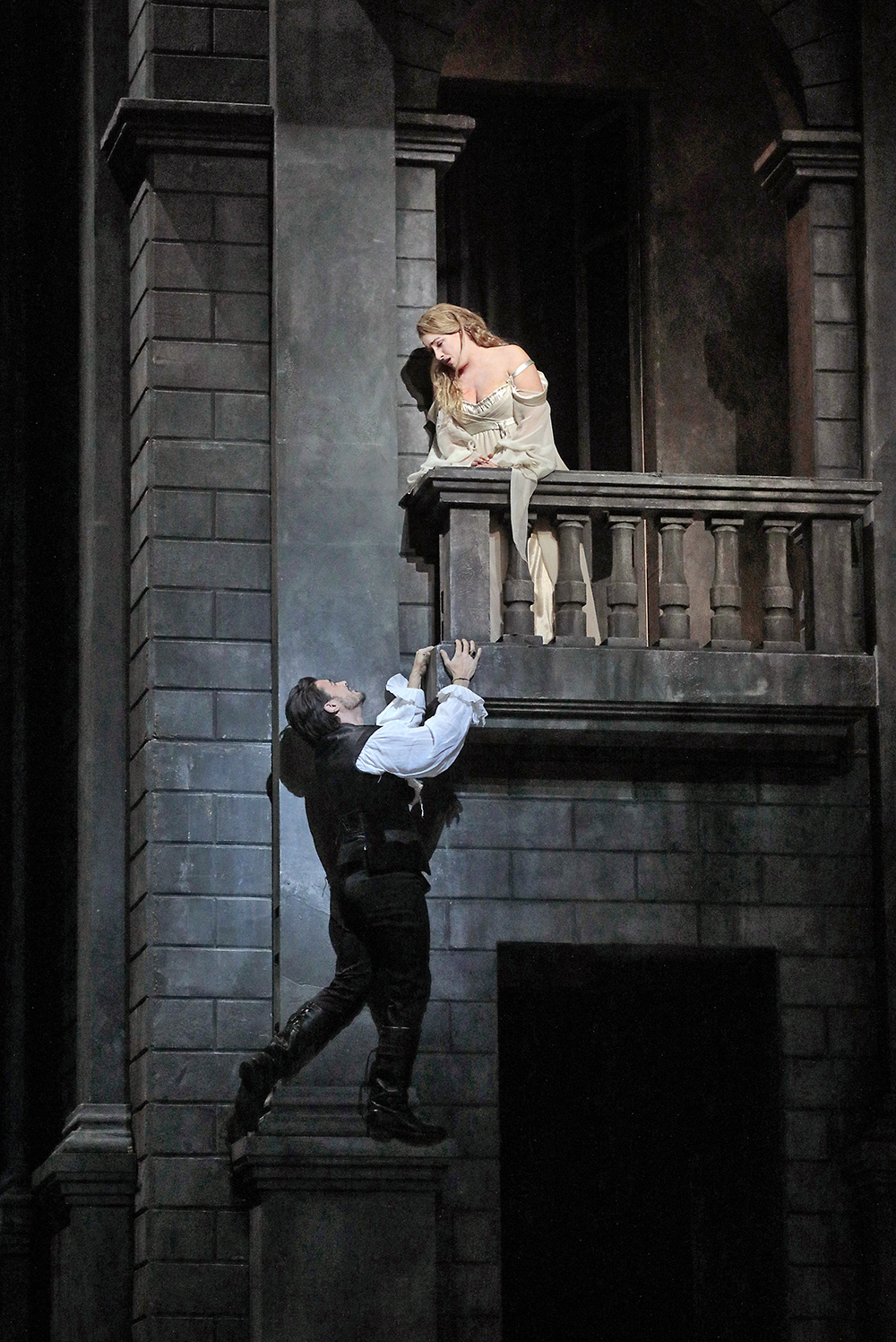 Romeo And Juliet Opera
