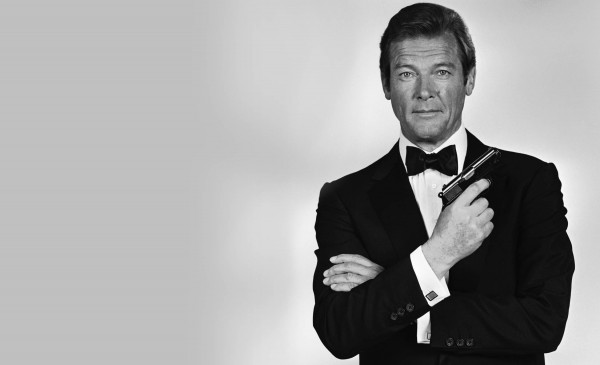 Roger-Moore-James-Bond-007-2017