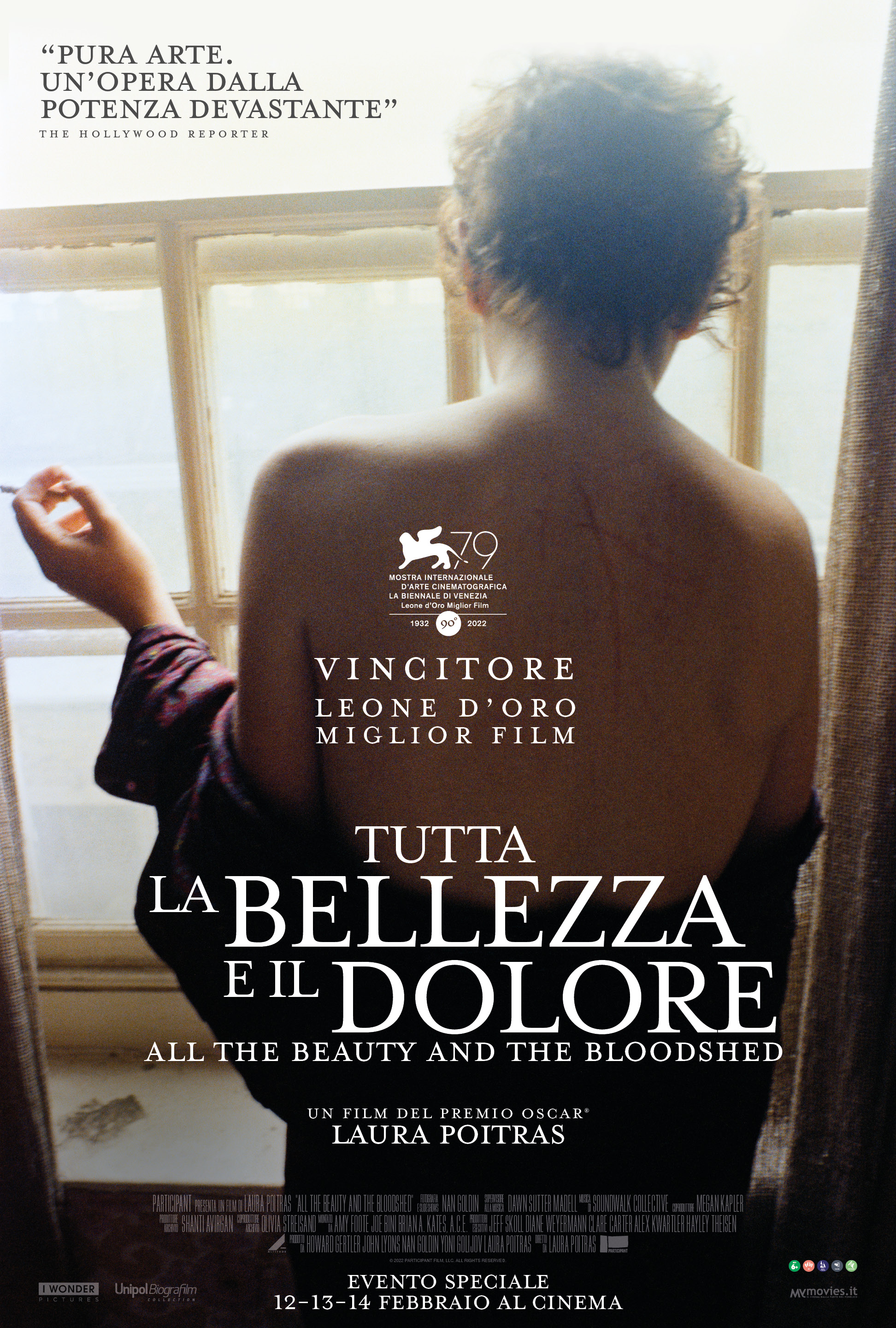 Tutta la bellezza e il dolore”, poster e data di uscita del film Leone d'Oro a Venezia 79 | RB Casting